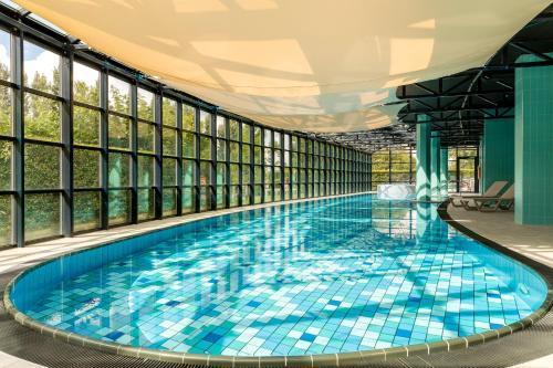 Corendon Urban Amsterdam Schiphol Airport Hotel - Tap to explore photos