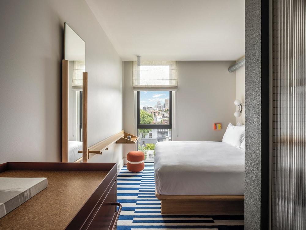 The StandardX, Melbourne Room Type - Standard Room, 1 King Bed