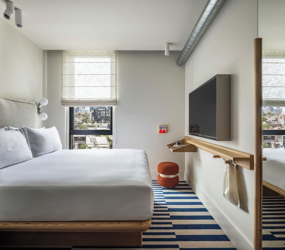 The StandardX, Melbourne Room Type - Deluxe Room, 1 King Bed