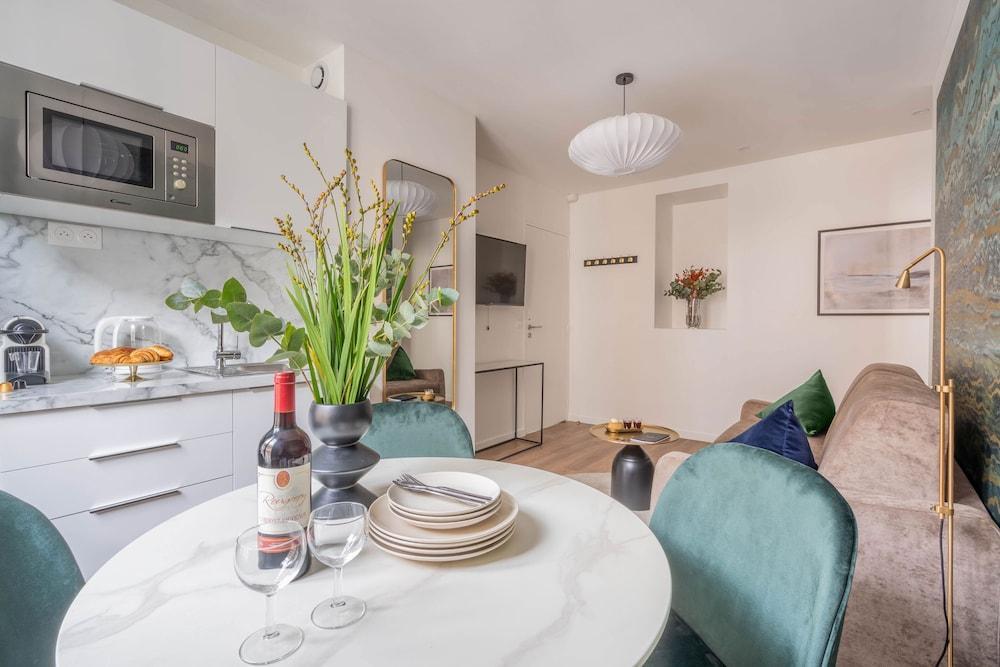 Residence Le Belleville Room Type - Grand Apartment, 1 Bedroom, Kitchenette (Le Belleville Chic) Residence Le Belleville Room Type - Grand Apartment, 1 Bedroom, Kitchenette (Le Belleville Chic)