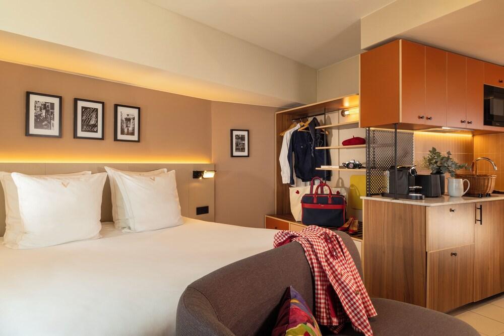 Yuna Montmartre - ApartHotel Room Type - Deluxe Studio 2 people - GROUND FLOOR - 25m2
