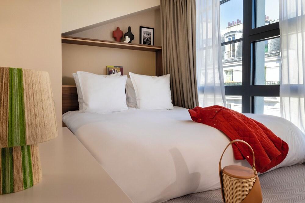 Yuna Montmartre - ApartHotel Room Type - Studio Top Floor 2 personnes - 30 m2