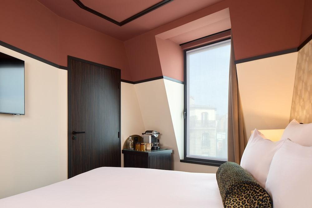 Maison Cassandre Room Type - Superior Room