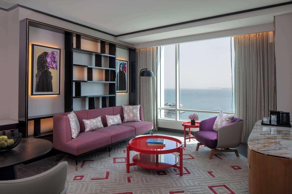 ANDAZ DOHA, BY HYATT Room Type - Suite (Andaz)