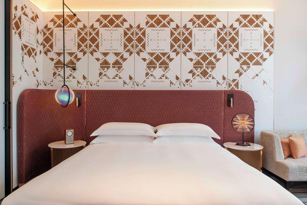 Andaz Doha, by Hyatt Room Type - Room, 1 King Bed, Sea View Andaz Doha, by Hyatt Room Type - Room, 1 King Bed, Sea View