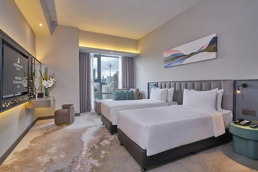 Sleeping Lion Suites Room Type - Grand Deluxe Twin Room