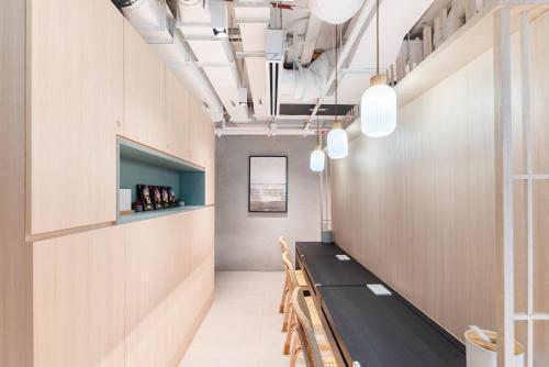 Jyu Capsule Hotel - Tap to explore photos