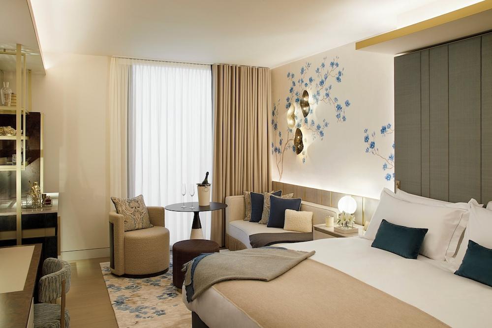 Mandarin Oriental Mayfair, London Room Type - Deluxe Room (King or Twin)
