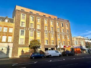 ILFORD GRAND HOTEL (Fully Air Conditioned) - Tap to explore photos