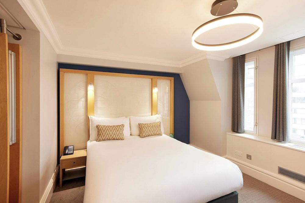 Thistle London Park Lane Room Type - Standard Double Room