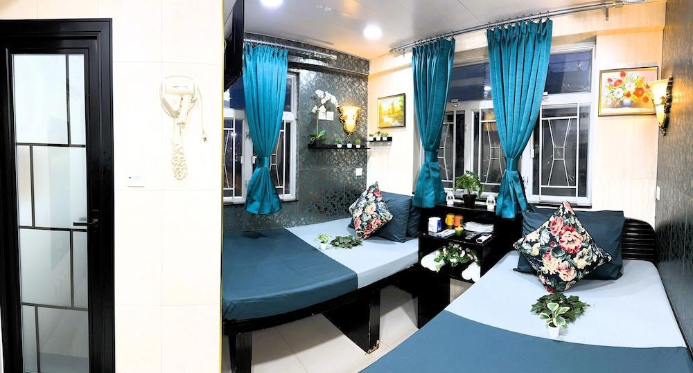 Park Guest House Room Type - Standard Quadruple Room