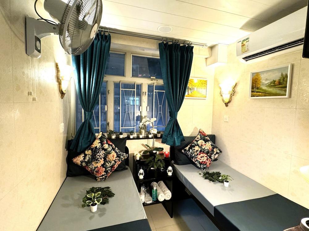 Park Guest House Room Type - Standard Twin Room