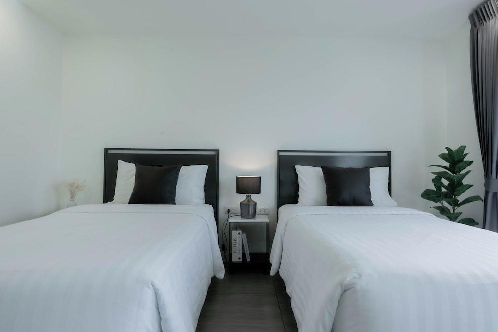 NORN Riverside Bangkok Hotel Room Type - Superior Twin Room
