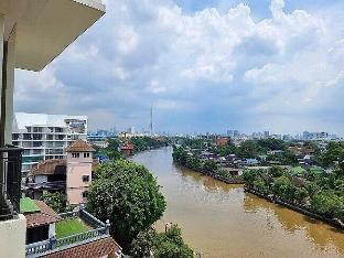 NORN Rimklong Bangkok Hotel - Tap to explore photos