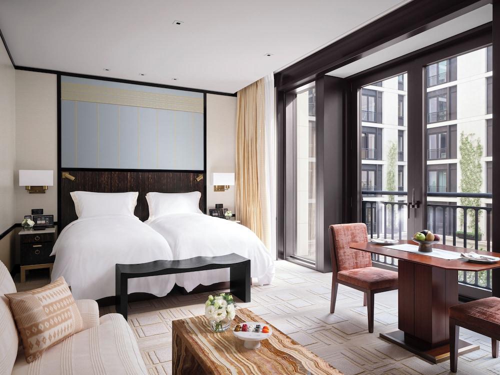 The Peninsula London Room Type - Deluxe Room, 2 Twin Beds
