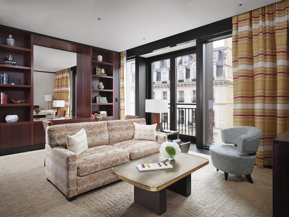The Peninsula London Room Type - Premier Suite, 1 King Bed