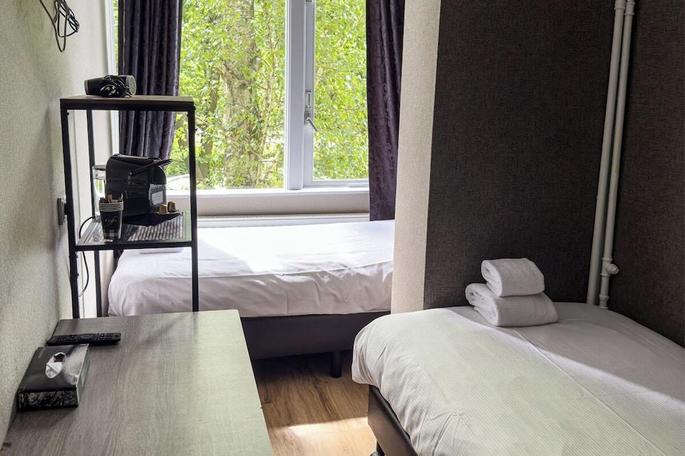 Hotel Vondel Garden - Digital Access Room Type - Standard Twin Room