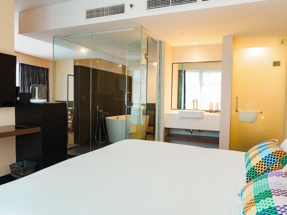Starus Hotel Bukit Bintang (Formerly known as Stay with Bintang) Room Type - Bronze Suite