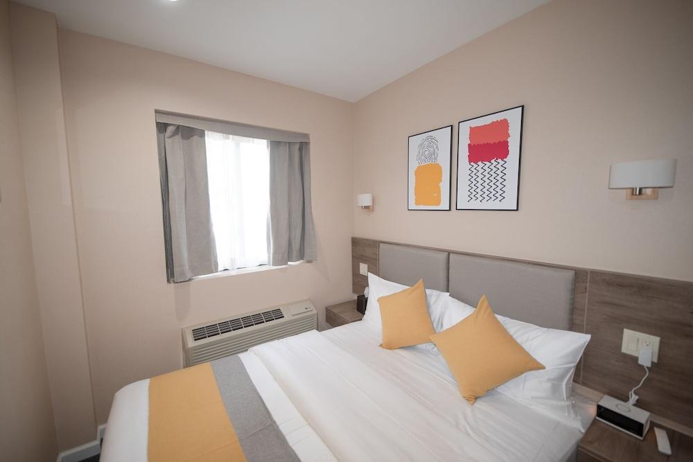 Flushing Garden Hotel