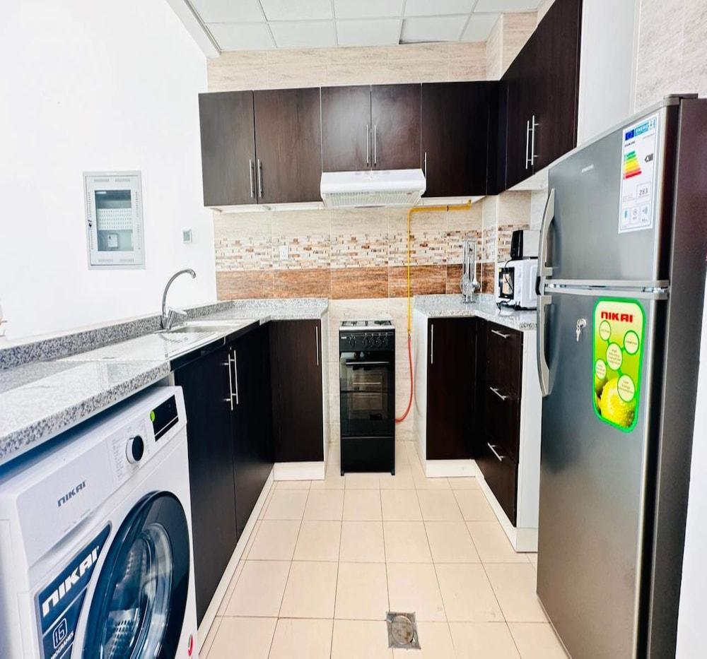 OYO 1188 Home Orion BLDG 1 BHK XL - Tap to explore photos