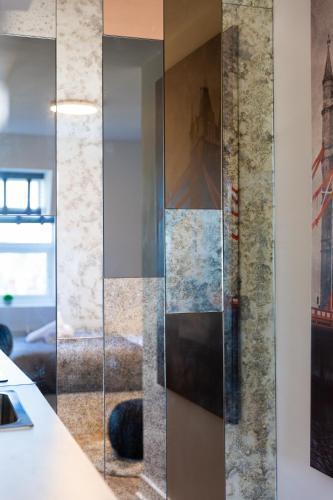 Cozy and Small Studio Zone 2 near Maida vale 6 - Tap to explore photos