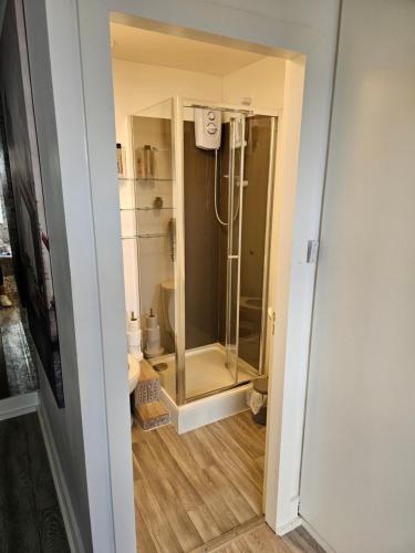 Cozy and Small Studio Zone 2 near Maida vale 6 - Tap to explore photos