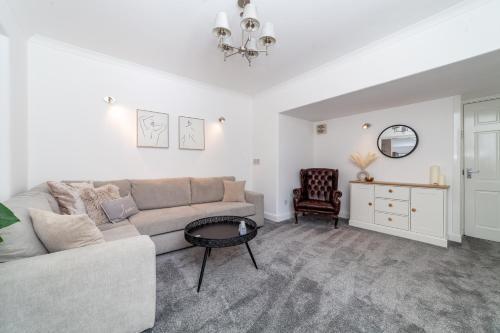 Fantastic 2BR flat wpriv Gdn, Crouch End - Tap to explore photos