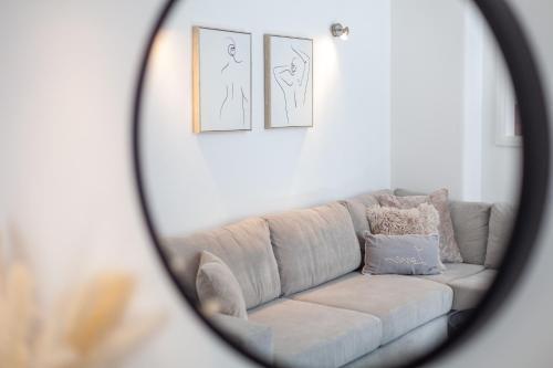 Fantastic 2BR flat wpriv Gdn, Crouch End - Tap to explore photos