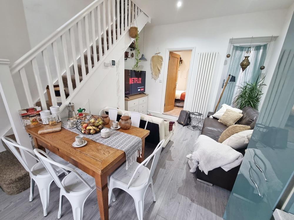 4Bed 3Bath - 8min to London Bridge - Tap to explore photos
