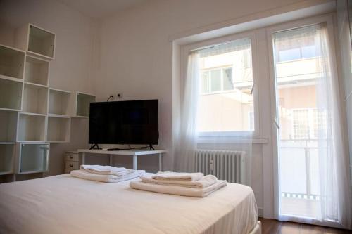 ROME modern and stylish FLAT next to METRO