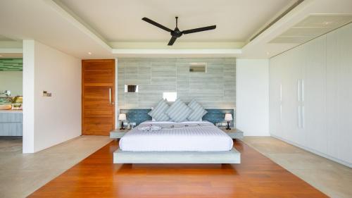 Lime Samui 10: Perfect for Families and Events - Tap to explore photos