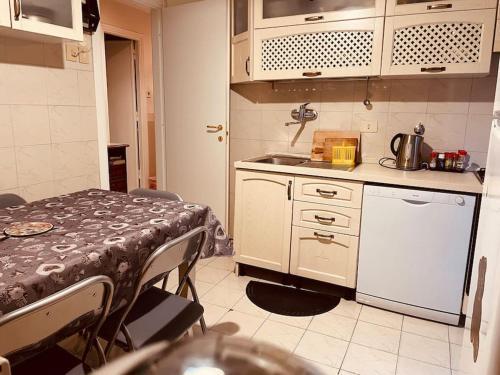 Rome Opéra Flat 2.0 Room Type - Three-Bedroom Apartment Rome Opéra Flat 2.0 Room Type - Three-Bedroom Apartment