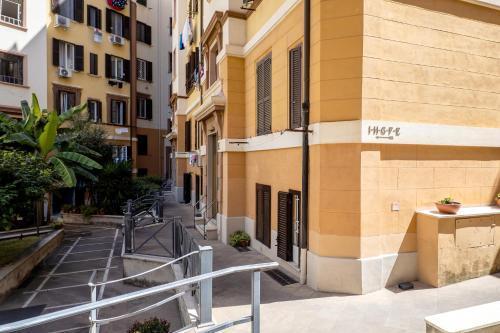 HOME Suitte in San Giovanni near Basilica - Roma -