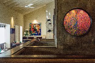Nyne Hotels - Lake Lodge - Tap to explore photos