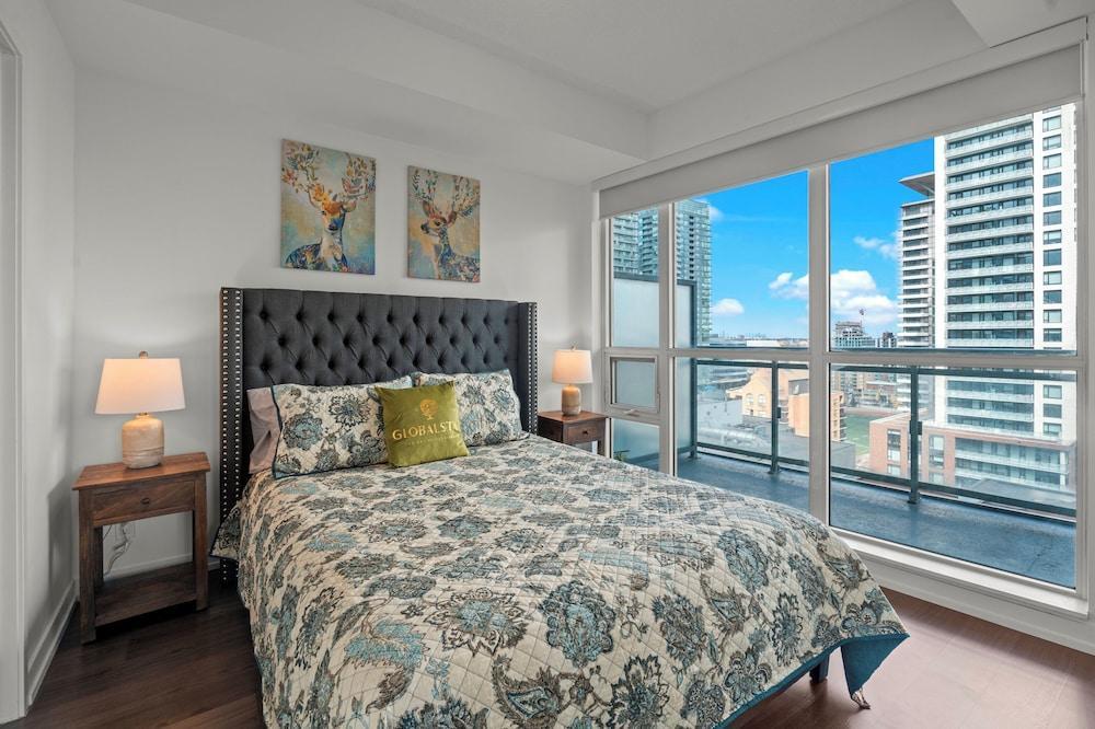 Modern Lillian Street Condos Midtown Toronto Room Type - Executive Apartment, 2 Bedrooms, Balcony, City View