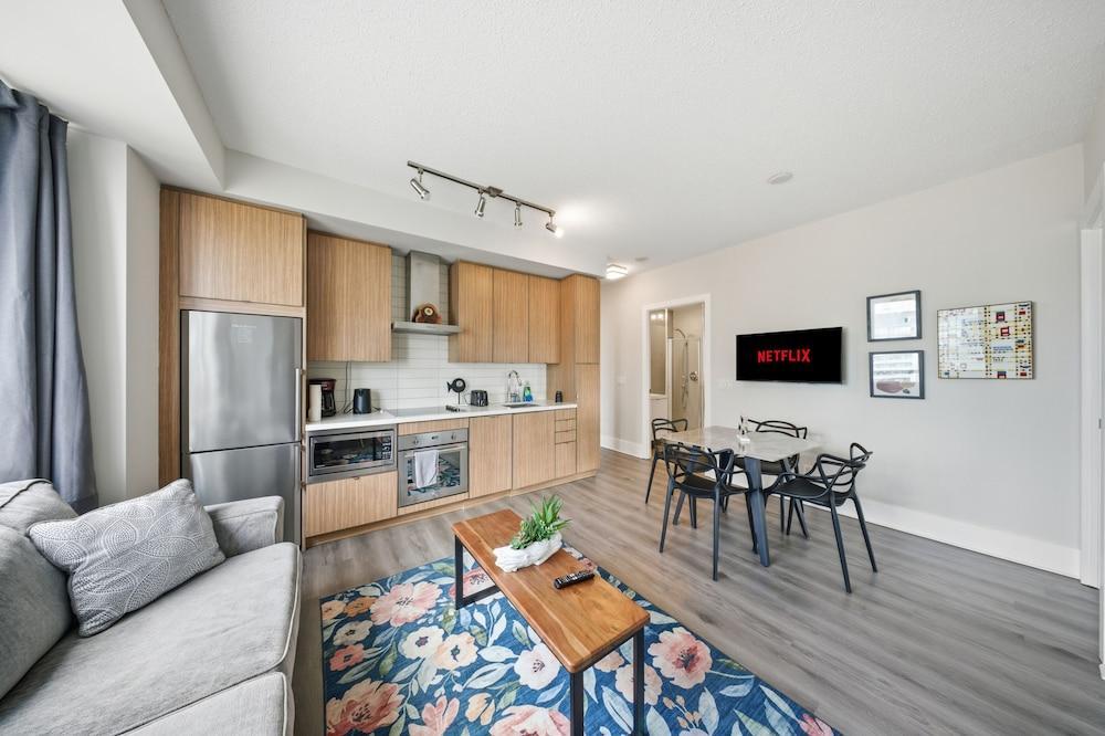 Diamond Collection- 2 & 3 Bedroom Suites - Tap to explore photos