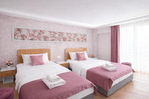 Ria Suites Boutique Hotel Room Type - Standard Twin Room