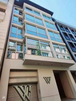 Weingart Suites Hotel - Tap to explore photos