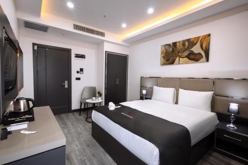 Meyzi Hotel Room Type - Deluxe Double Room