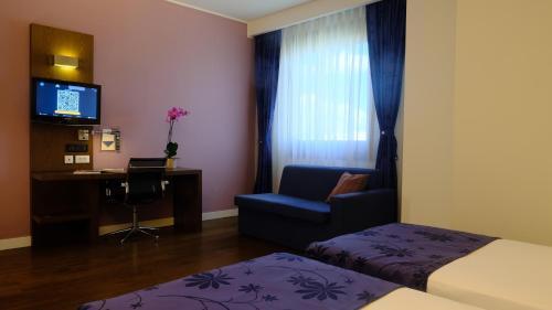 FEZ INN Hotel Room Type - Deluxe Double Room