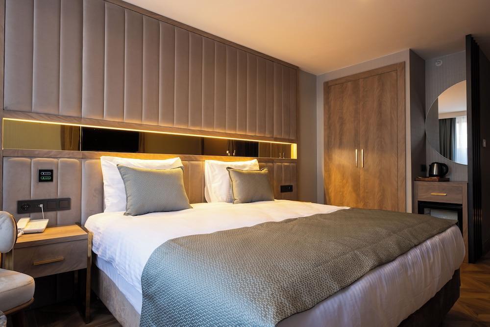 Buke Hotel Bomonti Room Type - Deluxe Double Room