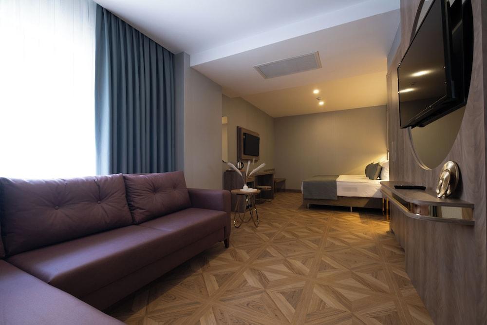 Buke Hotel Bomonti Room Type - Junior Suite Buke Hotel Bomonti Room Type - Junior Suite