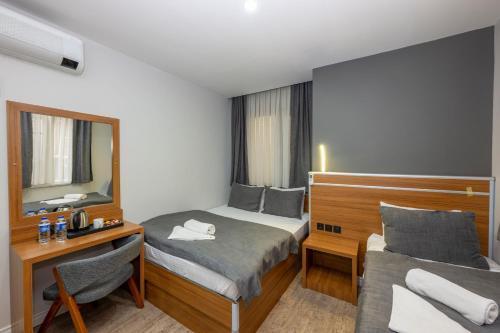 mayza otel Room Type - Comfort Triple Room mayza otel Room Type - Comfort Triple Room