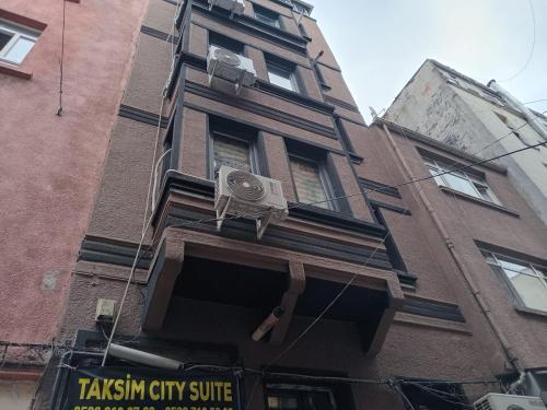 TAKSİM CİTY HOTEL - Tap to explore photos