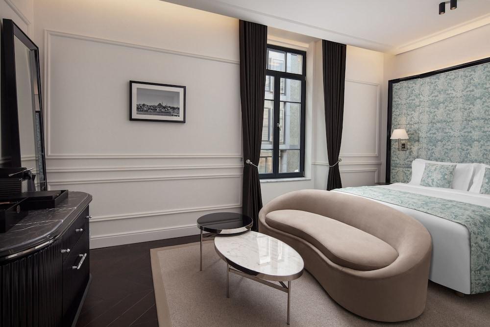 Sanasaryan Han, a Luxury Collection Hotel, Istanbul Room Type - Deluxe Room, 1 King Bed