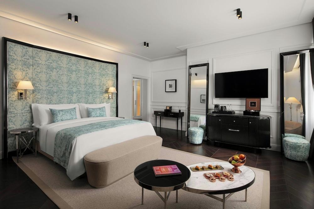 Sanasaryan Han, a Luxury Collection Hotel, Istanbul Room Type - Junior Room, 1 Bedroom, Corner