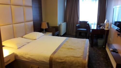 Derpa Hotel Room Type - Double Room