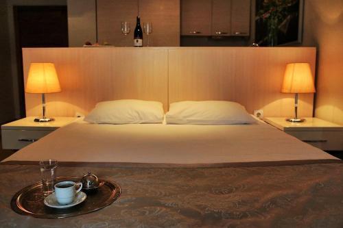 Derpa Hotel Room Type - Suite with City View