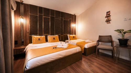 ALI KHAN HOTEL - Tap to explore photos