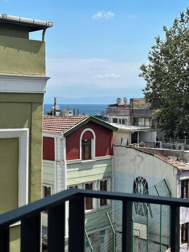 Hotel Ravi Room Type - Panoramic Double Room, 1 Queen Bed, Partial Sea View Hotel Ravi Room Type - Panoramic Double Room, 1 Queen Bed, Partial Sea View